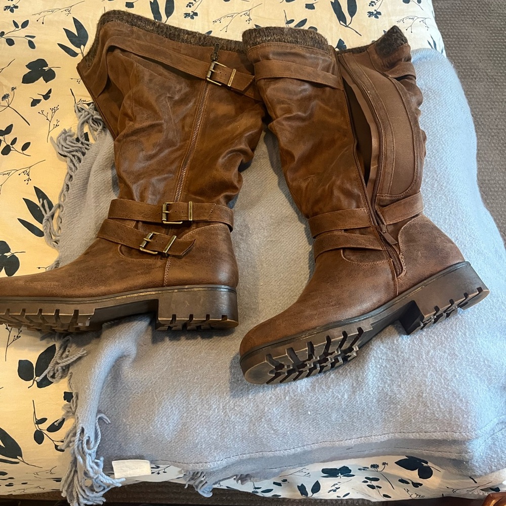 Torrid 11.5 WW wide calf boots